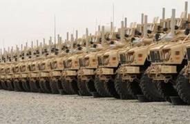 اسلحة ومعدات حربية اميركية تغزو المنطقة العربية بصحبة ال1500 جندي اميركي