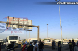 بالصور : تظاهرات في منطقة الغزالية تؤدي الى قطع السريع