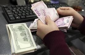 انهيار  العملة التركية مقابل الدولار