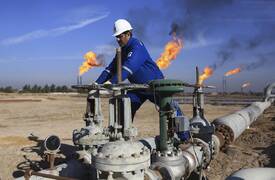 وزارة النفط العراقية .. وارداتنا من النفط " 3 مليارات دولار" للشهر الماضي