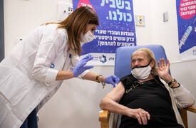 اسرائيل ... العديد ممن تلقوا اللقاحات ضد كورونا  اصيبوا مجددا بالفيروس