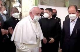 بالفيديو .. البابا يغادر منزل المرجع الاعلى السيستاني