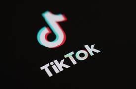 دولة تحظر تطبيق "تيك توك" بسبب المحتوى الغير اللائق