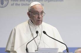 الفاتيكان يصدر قرار بشأن زواج المثلييين