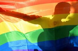 وسط اعتراض امريكي..حملة اعتقالات ضد “المثليين” في السليمانية