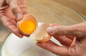 كم بيضة تتناول يوميا لتحافظ على صحة قلبك!!