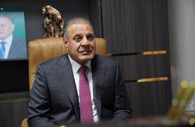 بعد ثبوت تزويرها.. التربية تلغي شهادة الدراسة الإعدادية لـ(أبو مازن)
