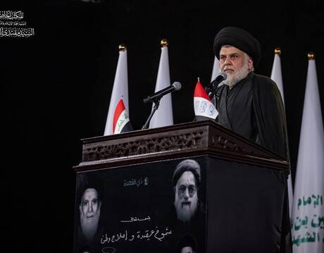 مقتدى الصدر: زعيم ينسحب من السلطة ليبقى اللاعب الأكثر غموضاً في السياسة العراقية