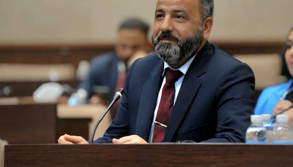 امير المعموري يتهم هادي العامري بتوجيه إخلاء بناية الأيتام والمعاقين في بابل وتحويلها إلى مكتب سياسي